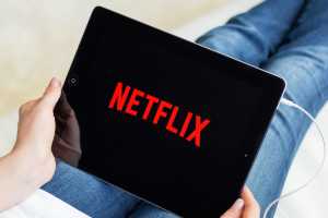 Netflix now lets you download entire seasons with a single click